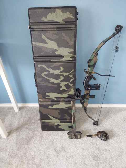 PSE Precision Edge Series 1000c Compound Bow