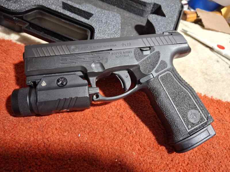 STEYR L9 A2 9MM