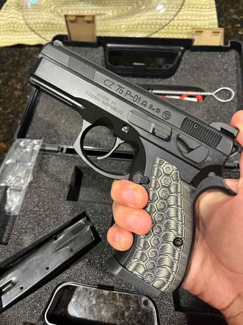 CZ P01 Omega