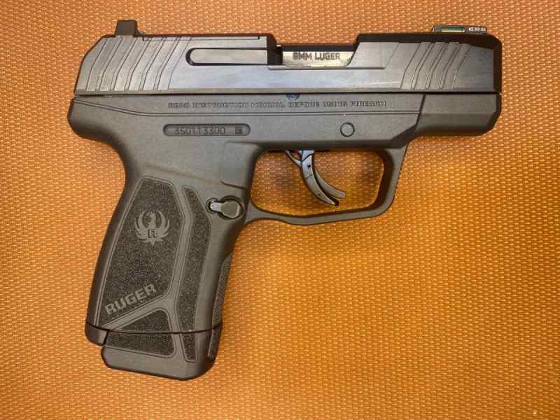 NEW IN BOX - Ruger MAX-9 OR-9mm - 3.2&quot; (3500)