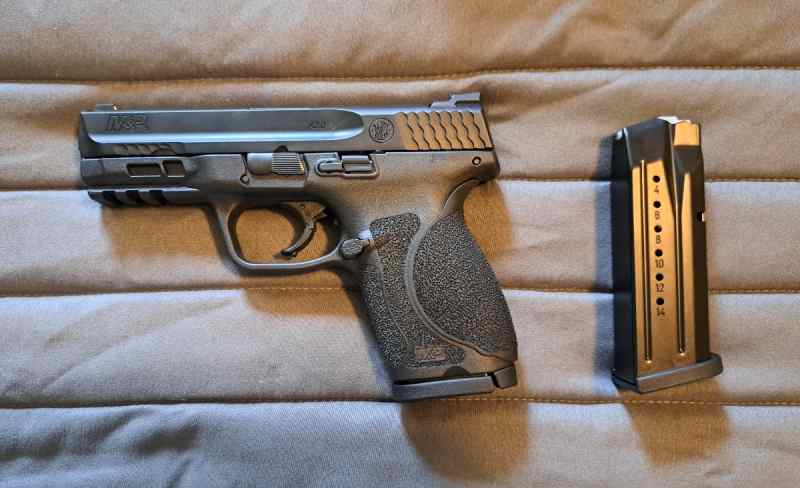 S&amp;W M&amp;P 45 Compact  9mm 