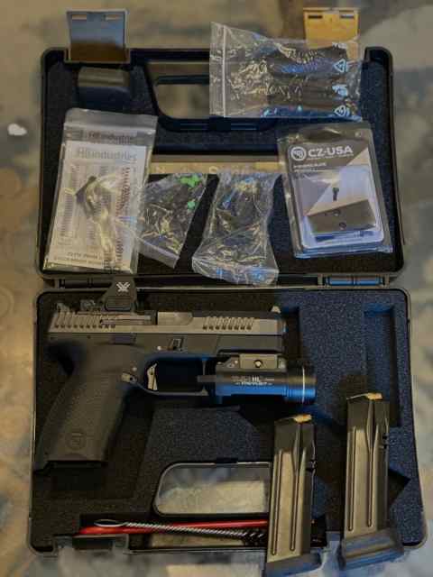 CZ P-10C with dot and light