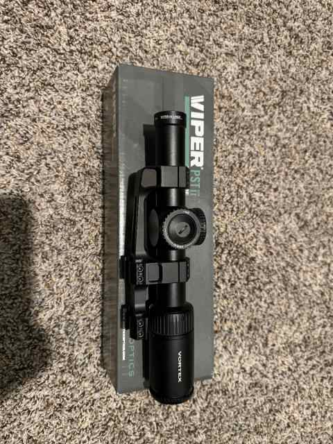 Vortex 1-6x24 PST Gen 2 VMR2