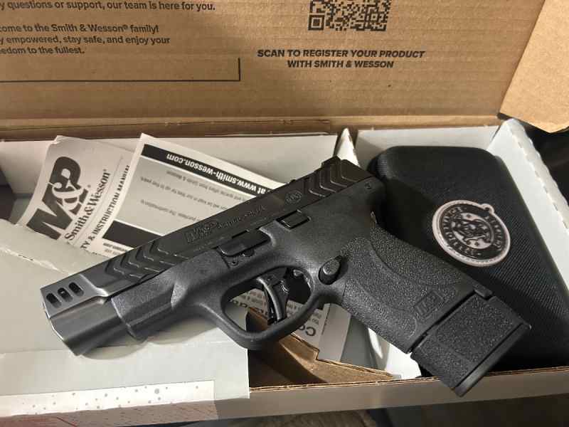 S&amp;W Performance Center shield plus 9mm
