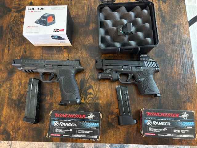Updated Custom M&amp;P 9mm Pistols + Optics