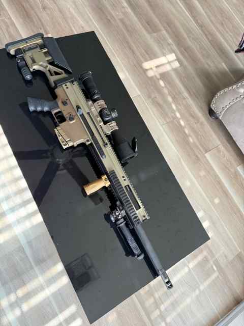 FN Scar 20 fully upgraded 