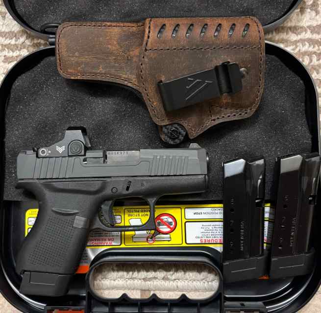 Glock 43 with Swampfox Optic, Shield Mags