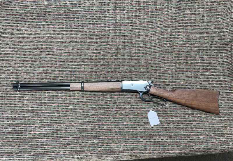 Winchester 1886 Saddle Ring Carbine .45-70 w/Box