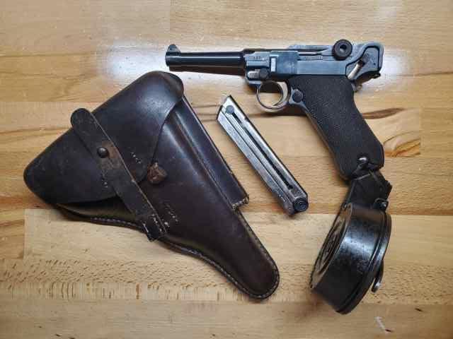 1935 German Army Luger P08 and WW1 LP08 Snail Drum