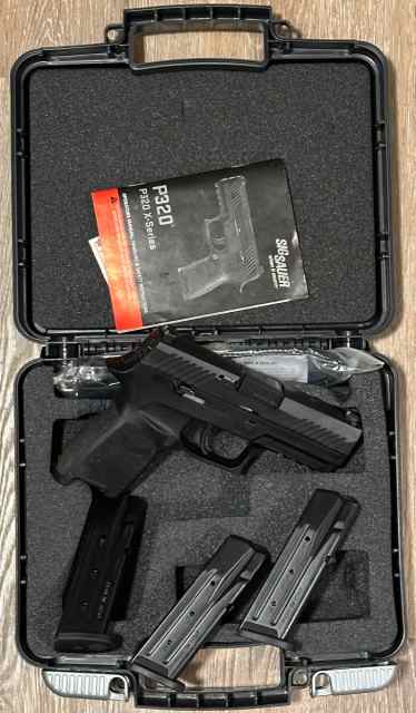 SIG SAUER P320 AND GUN PARTS