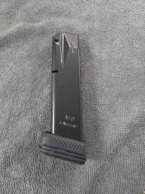 Beretta M9 / 92 - 20 round Extended Magazine - Mec