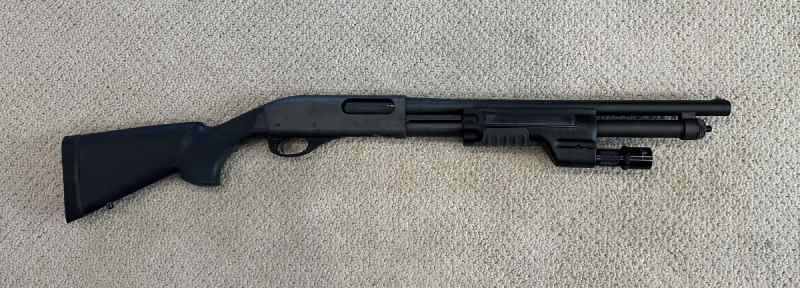 Remington 870 Tactiacl w/ Surefire