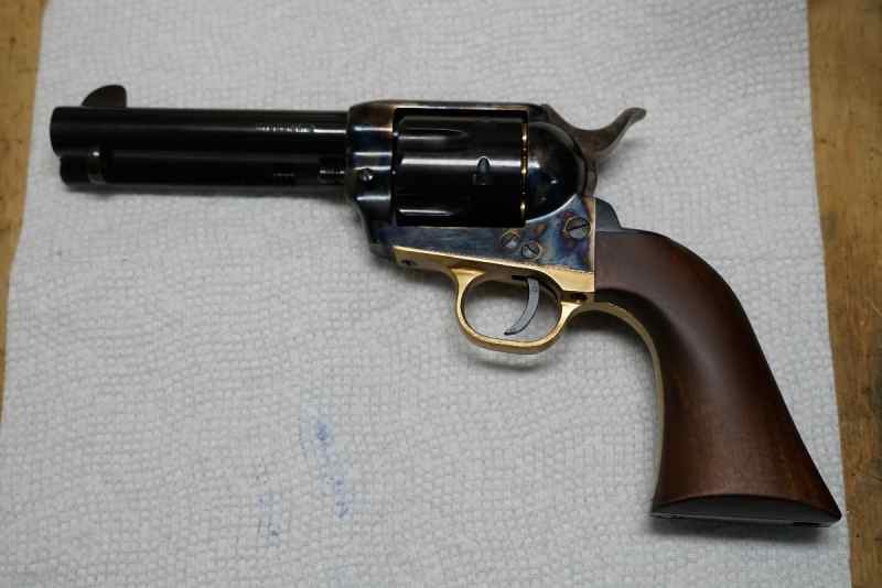 .44 mag 1873 revolver w/holster