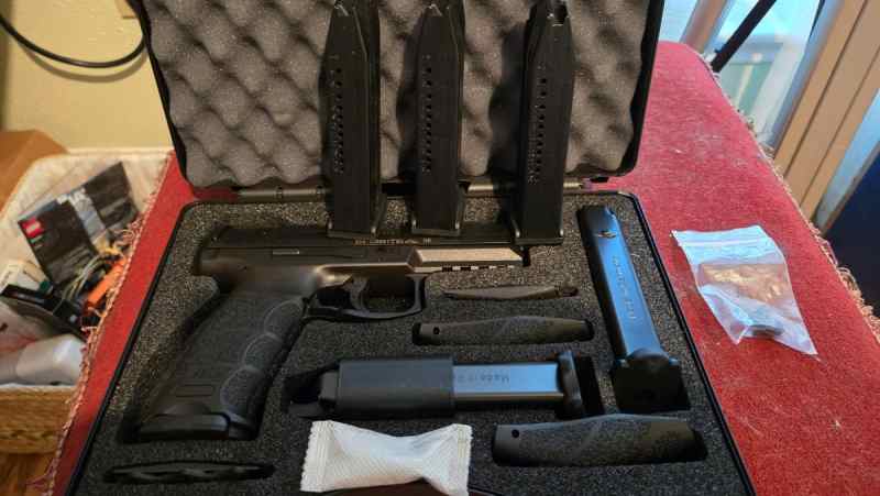 HK VP9 Tactical w/Night sights- NIB, never fired