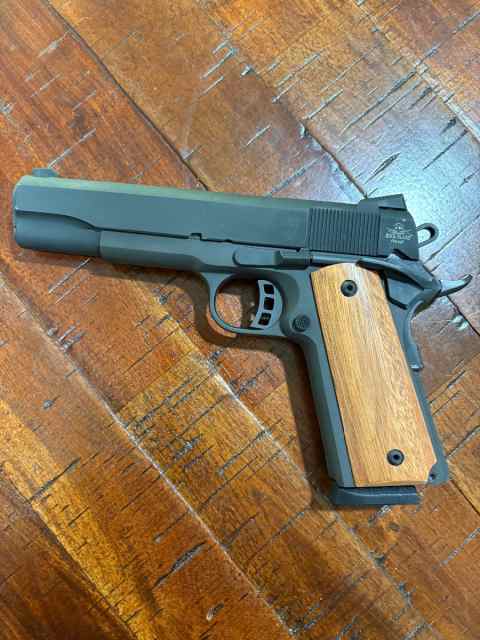 Rock Island 1911 45