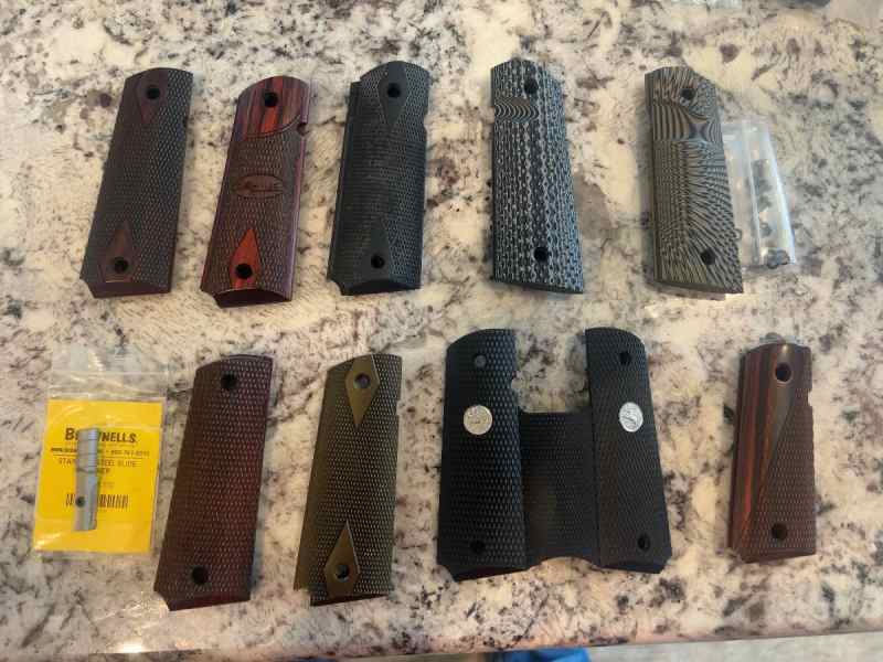 1911 grips