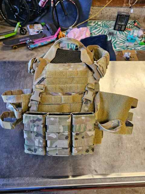 Crye jpc 2.0 with kevlar ceramic plates