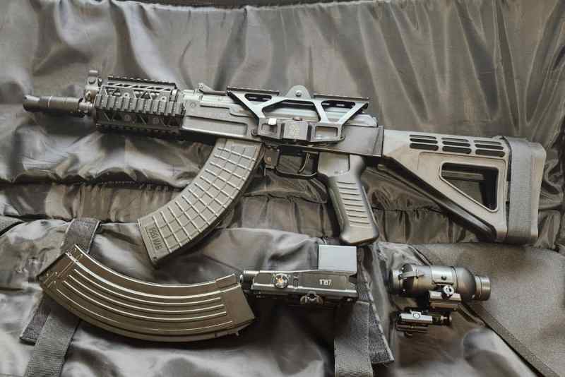 Arsenal SAM7K - Arsenal Quad Rail and SM22