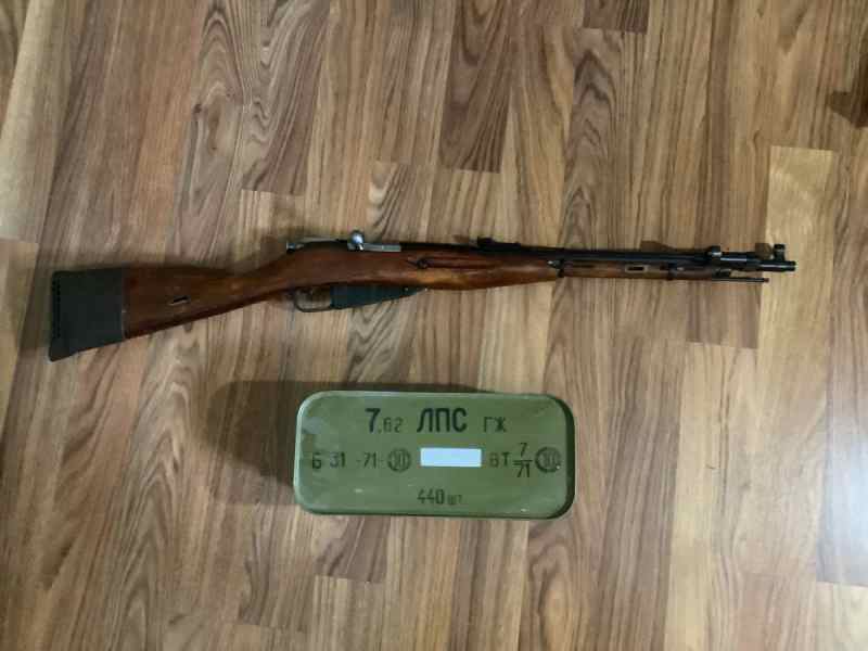 Mosin m44 and 440 rounds of ammo