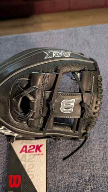 Brand new Wilson A2K 1786, Super Skin and leather.