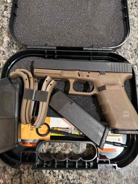 Glock 21 FDE 45acp