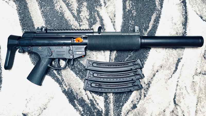 GSG-522 .22LR PISTOL W FAUX SUPPRESSOR &amp; 3 MAGS