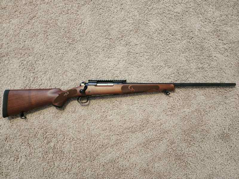 Winchester Model 70, 30-06 (like new)