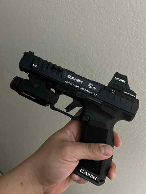 Canik rival sfx with crimson light