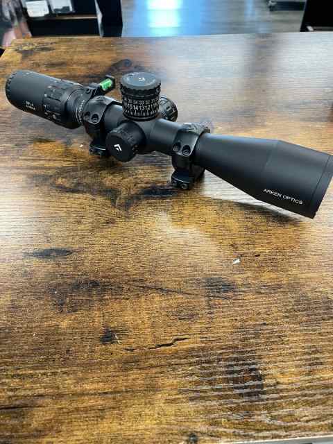 Gently used Arken Optics EPL-4 4-16x44