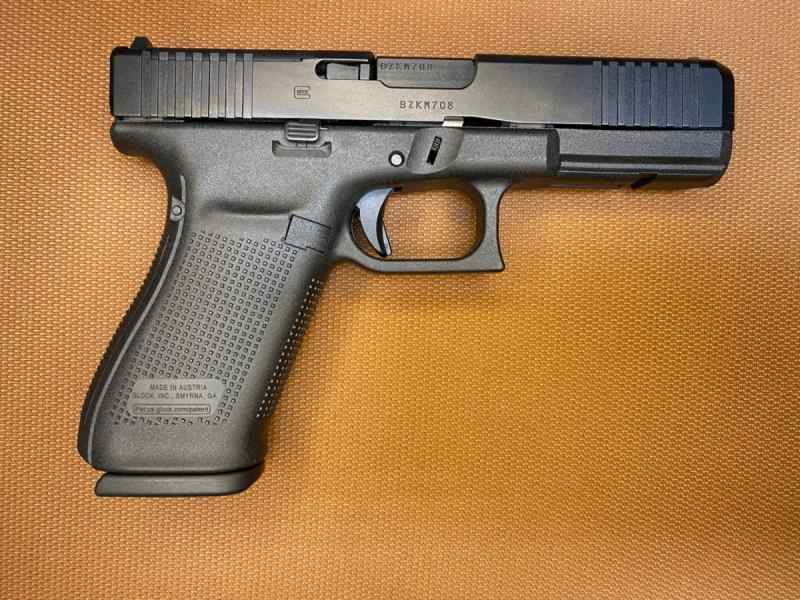 NEW IN BOX - Glock G20 Gen 5 MOS - 10mm - 4.6&quot;