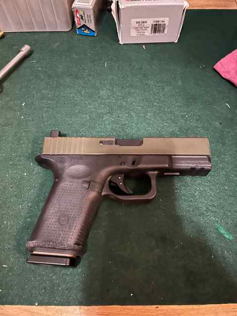 Glock Clone, Winchester Defender 