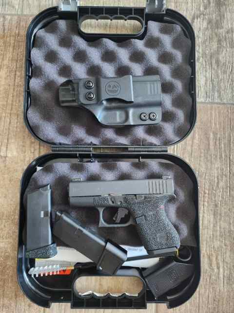 Glock 43 with extras