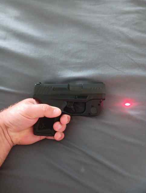 NIB Gx4 with gx4 arma laser TRADE
