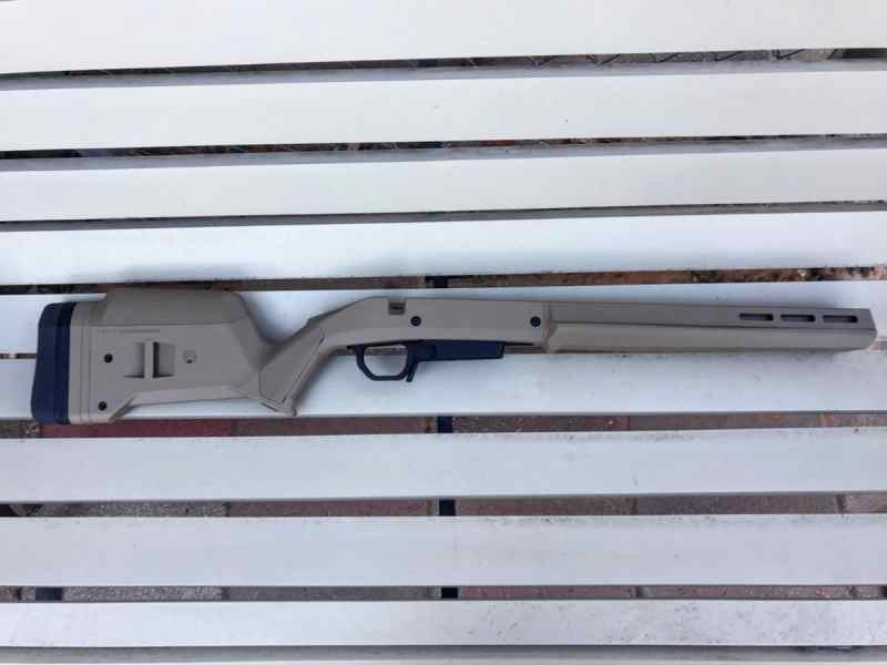 Magpul Hunter 1207-FDE STANAG