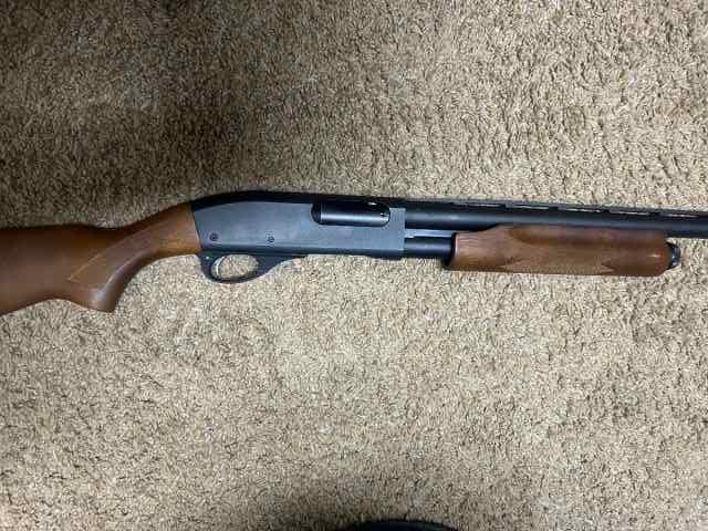Remington 870 Express Magnum - Pump shotgun