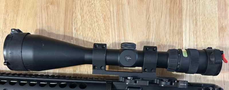 Trijicon Accupoint TR22G  Illuminated Green Scope