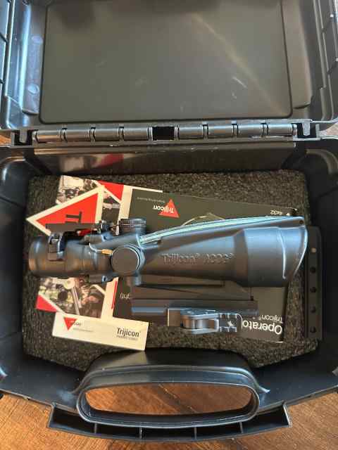 Trijicon ACOG 3.5x35 QD, RMR* + Green Horseshoe
