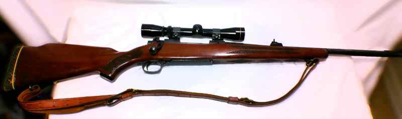 Winchester model 70 Featherweight 243 win rare 22”