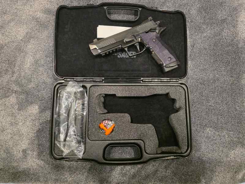 SIG P226 XFIVE RESERVE