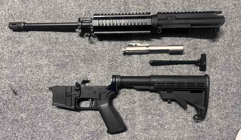 AR 15 carbine rifle 5.56