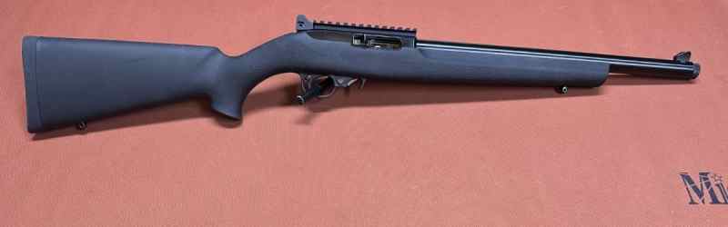 NEW IN BOX - Ruger 10/22 Bull Barrel Hougue Stock