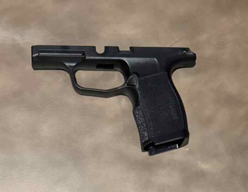 Sig p365x-xl Grip Module 3.jpg