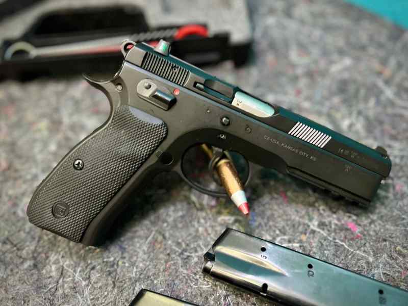 CZ75 SP-01 