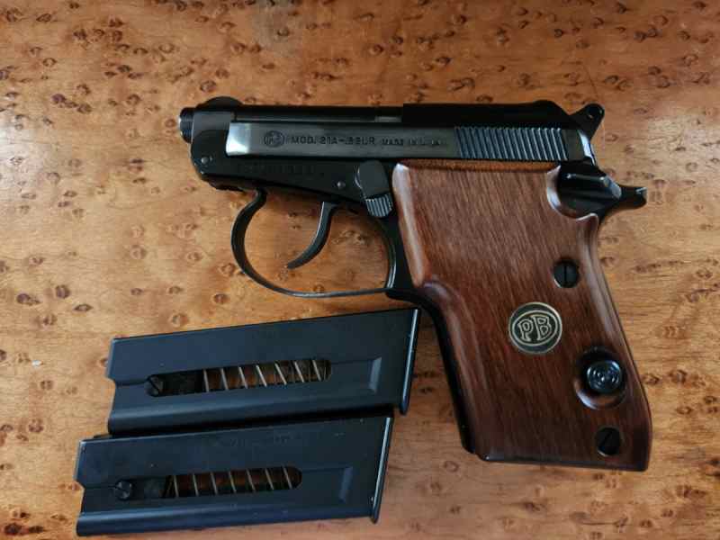 Beretta 21a 22lr