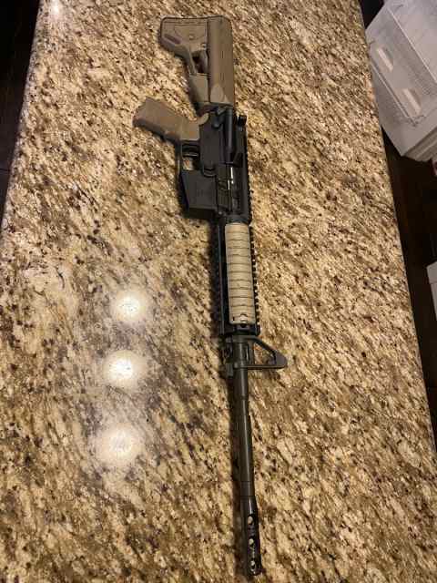 AR-15 YHM Upper Plum Crazy Lower