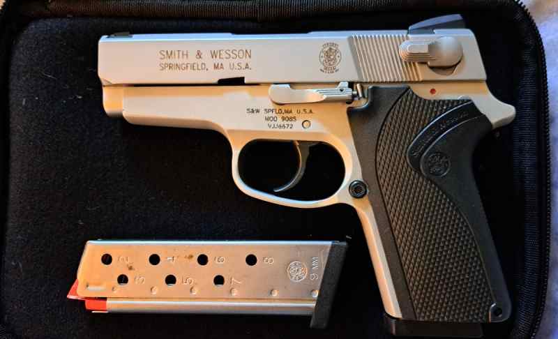 S&amp;W 908 9mm $400 or trade