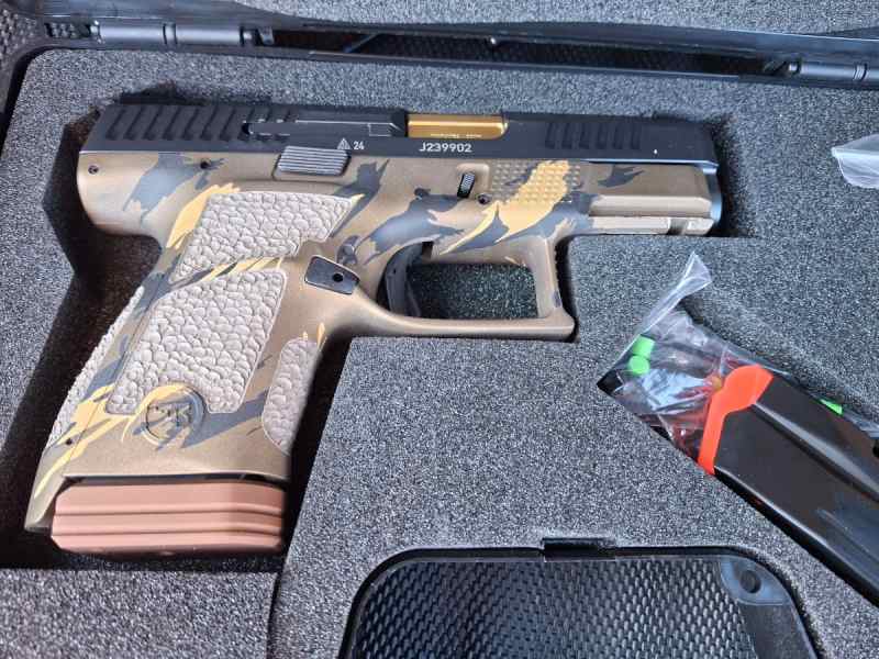  Sale/Trade Customed CZ P10s