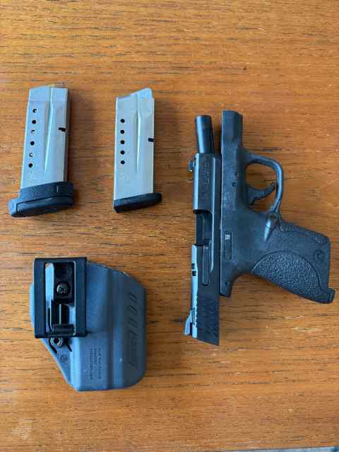 S&amp;W Shield 9mm