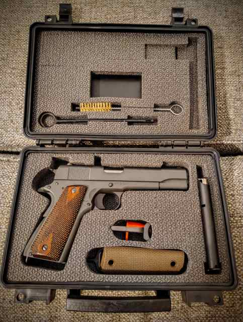 Tisas M1911A1GOVT 1911, Cerakote with trigger 