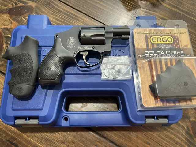 Smith and Wesson 442 Pro Series